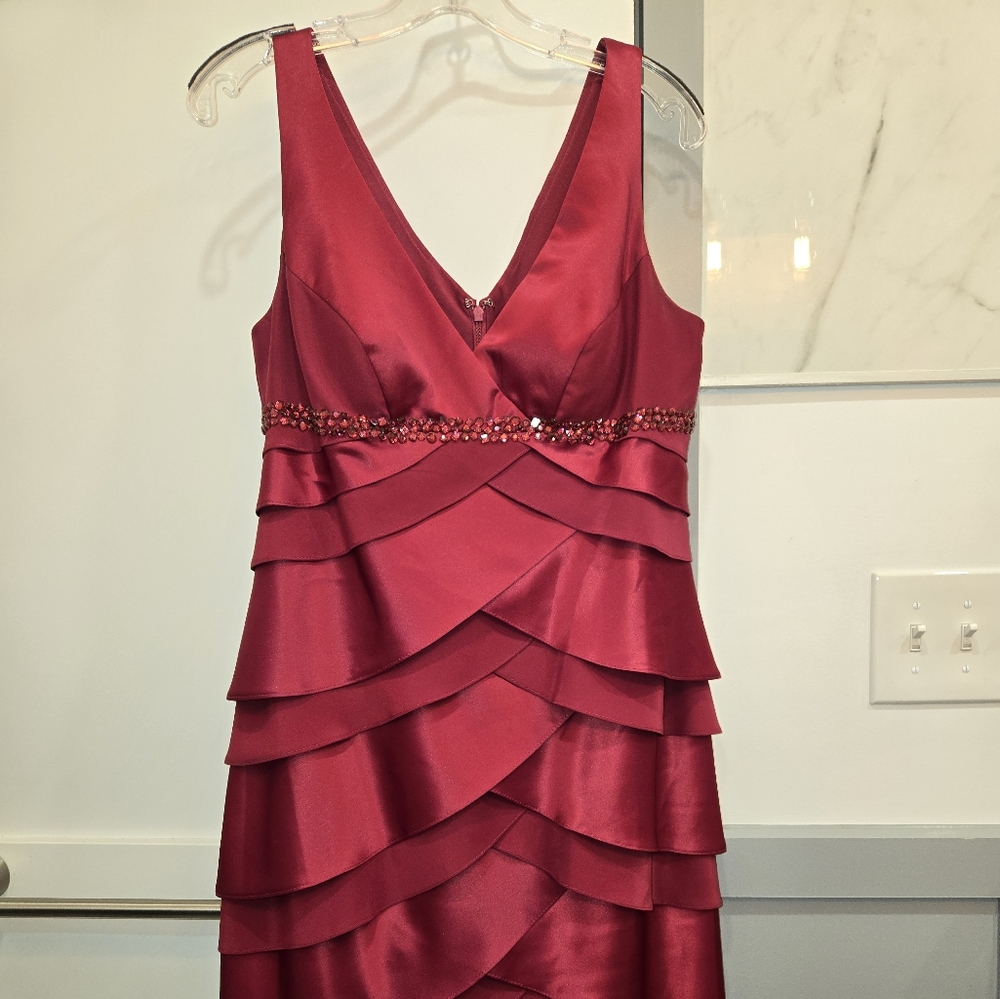 Cherry Red Sleeveless Cocktail Dress